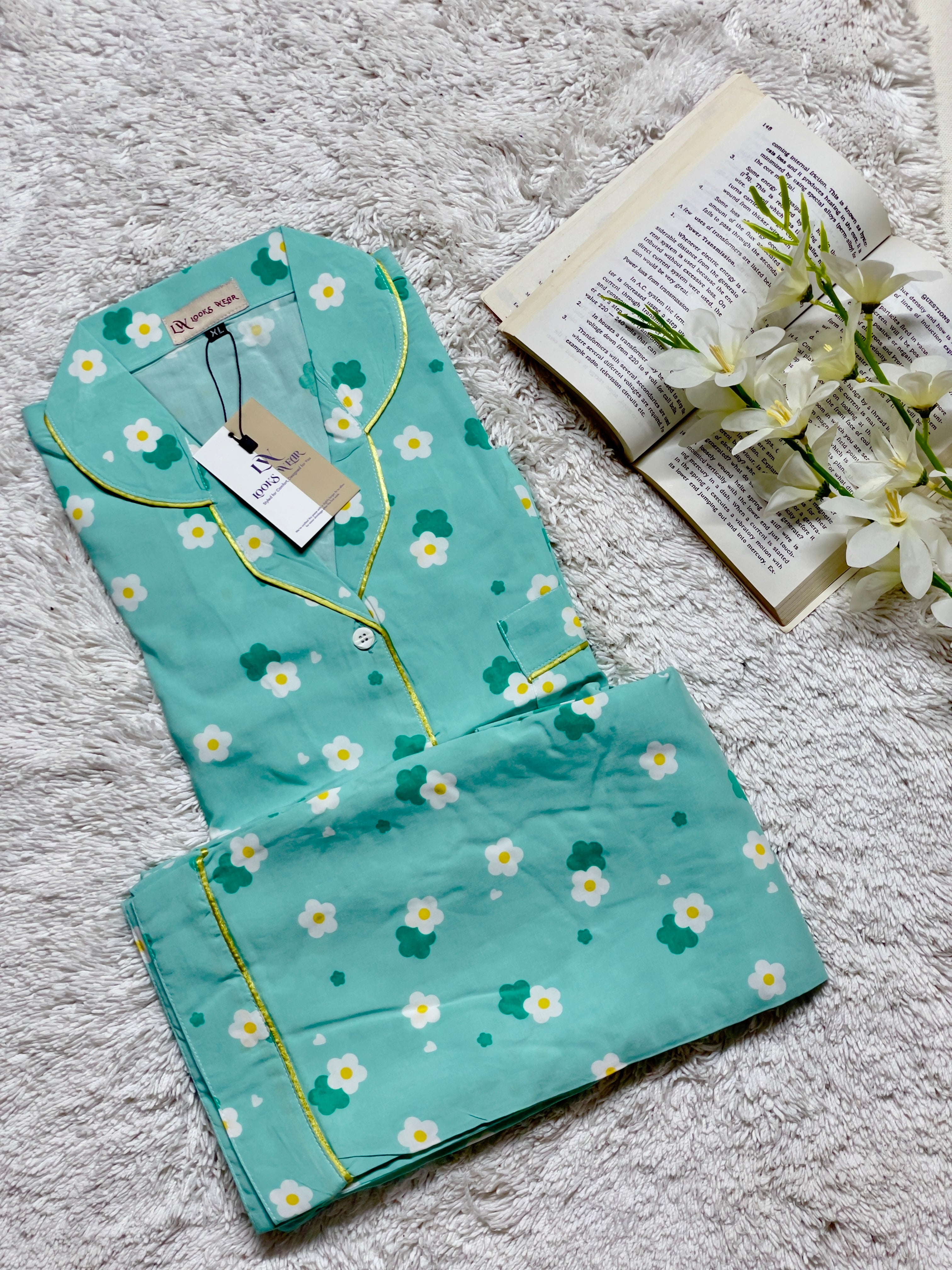 PASTEL GREEN WITH WHITE & YELLOW FLORAL